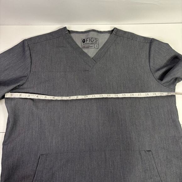 Figs Gray V-Neck Technical Collection Medical Scrubs Shirt Size Medium NN0772 - Picture 5 of 8